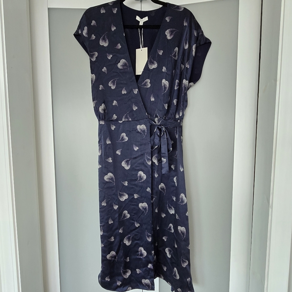 Joie Bethwyn Silk Heart-Print Wrap Dress - Picture 4 of 13